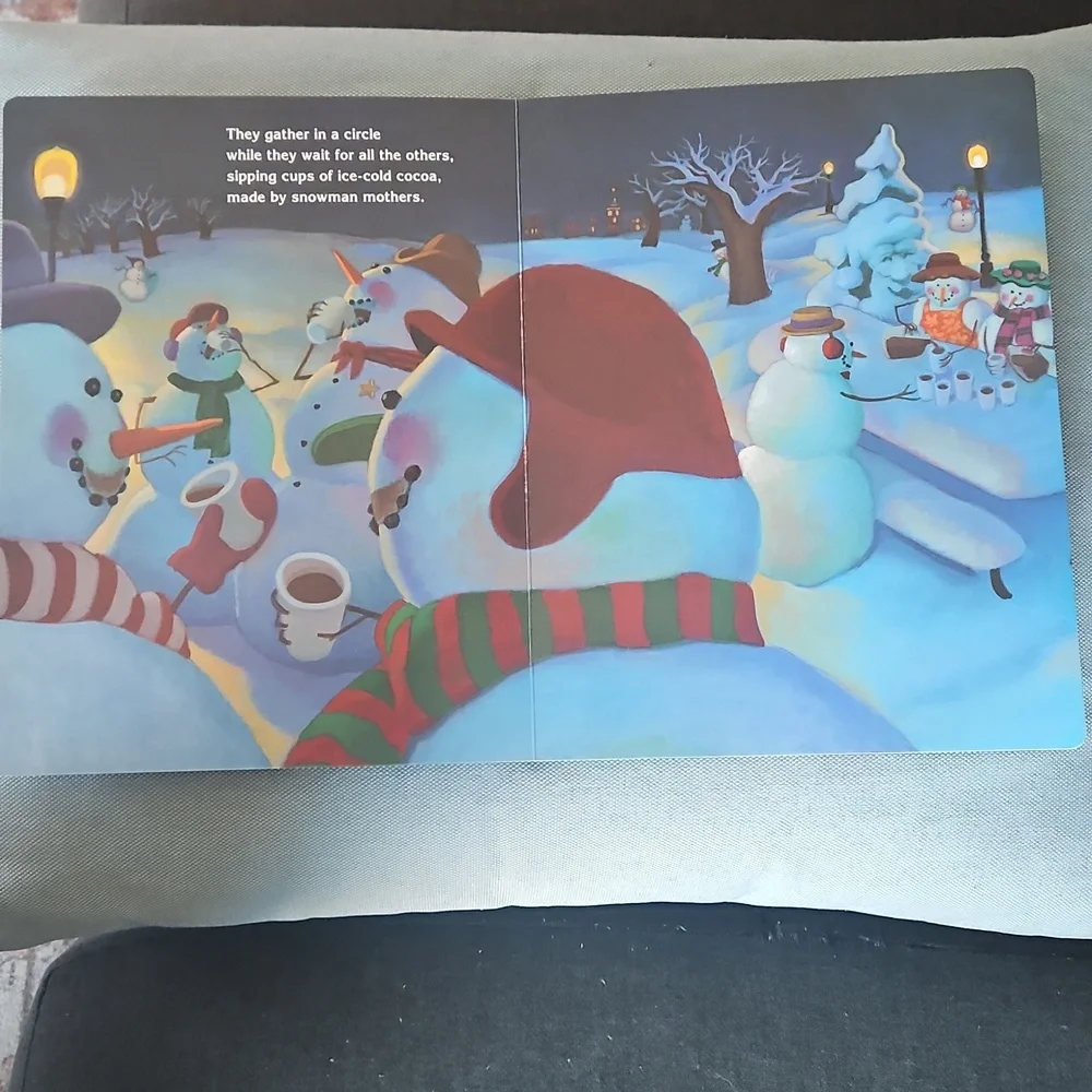 Children's Book Snowmen at Night by Caralyn Buehner - Picture 2 of 6